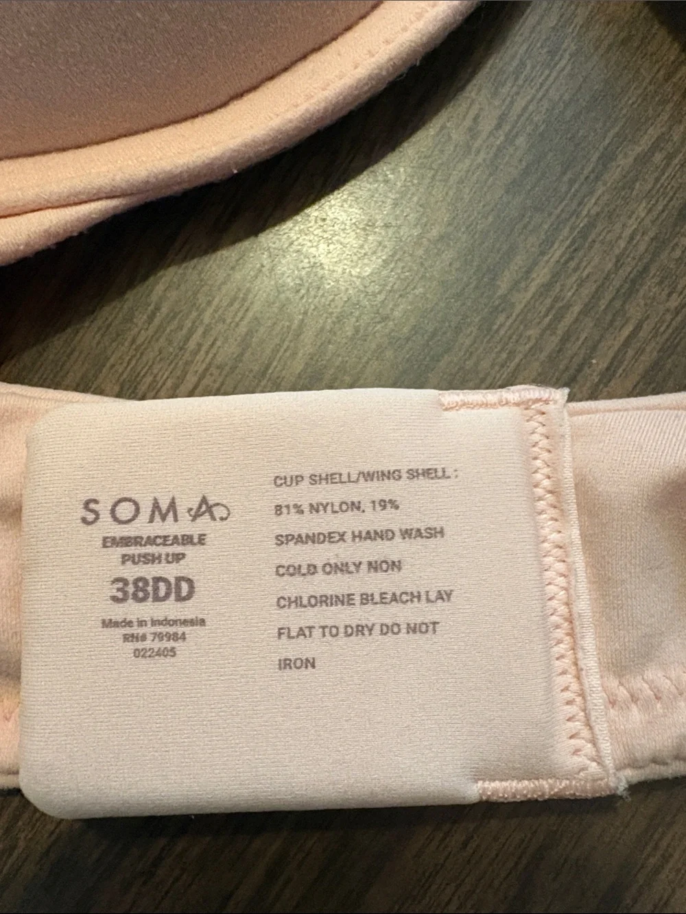 Soma 38DD Embraceable Push Up Bra Light Pink